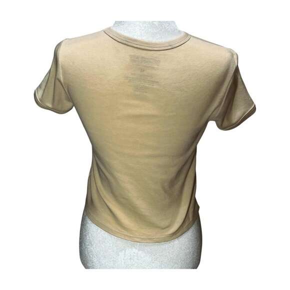 FOREVER 21 PEANUTS Semi-Cropped Tshirt Charlie Brown Vampire Cream Size Medium - Picture 9 of 9